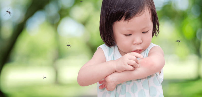 menina picada por mosquito transmissor de arboviroses